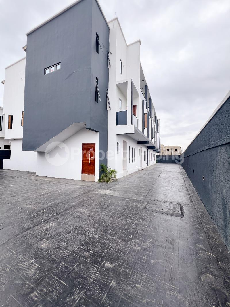 3 bedroom House for sale Ikota Lekki Lagos