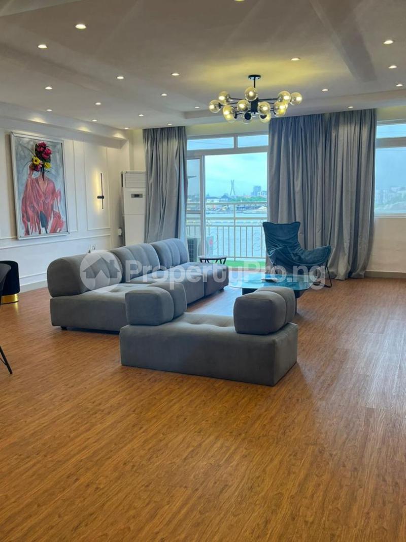 3 bedroom Flat / Apartment for shortlet Lekki Lagos