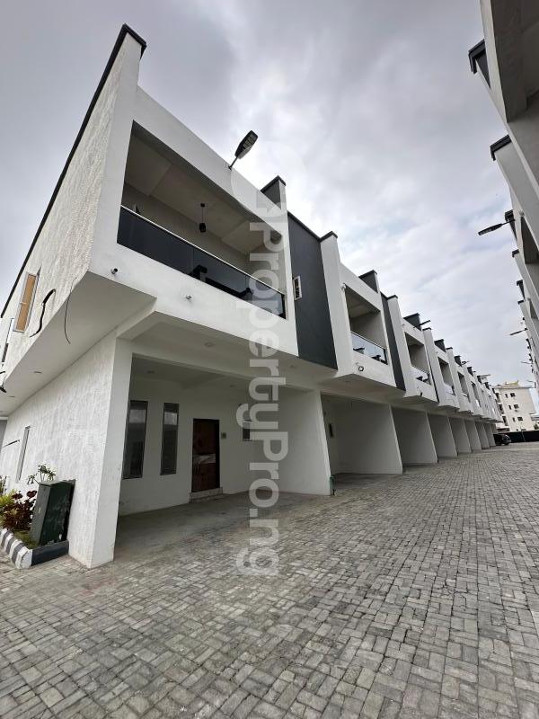 4 bedroom House for sale Ikota Lekki Lagos