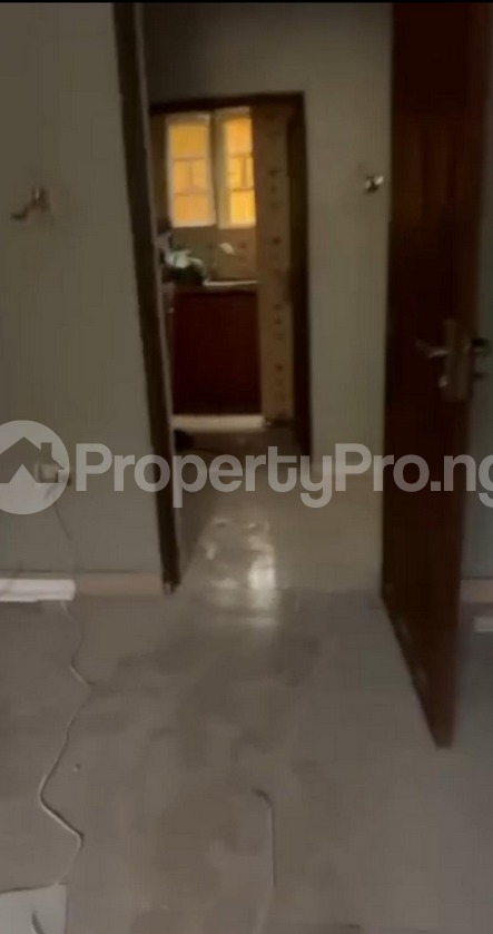 1 bedroom Flat / Apartment for rent Medina Road Gbagada Lagos