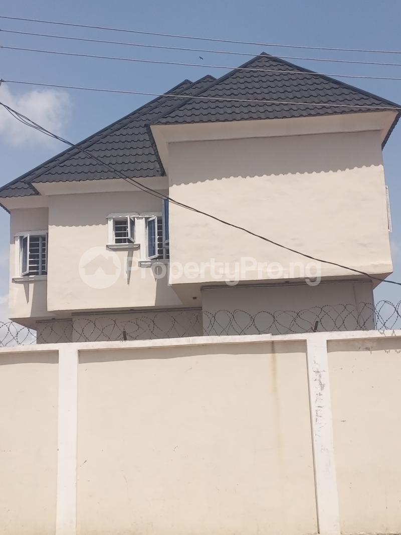 2 bedroom House for rent Mobil Road Ajah Lagos