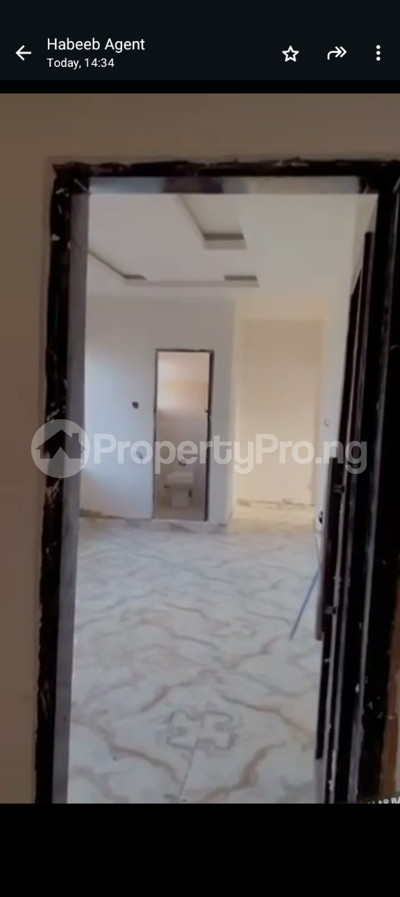 2 bedroom House for rent Ijesha Surulere Lagos