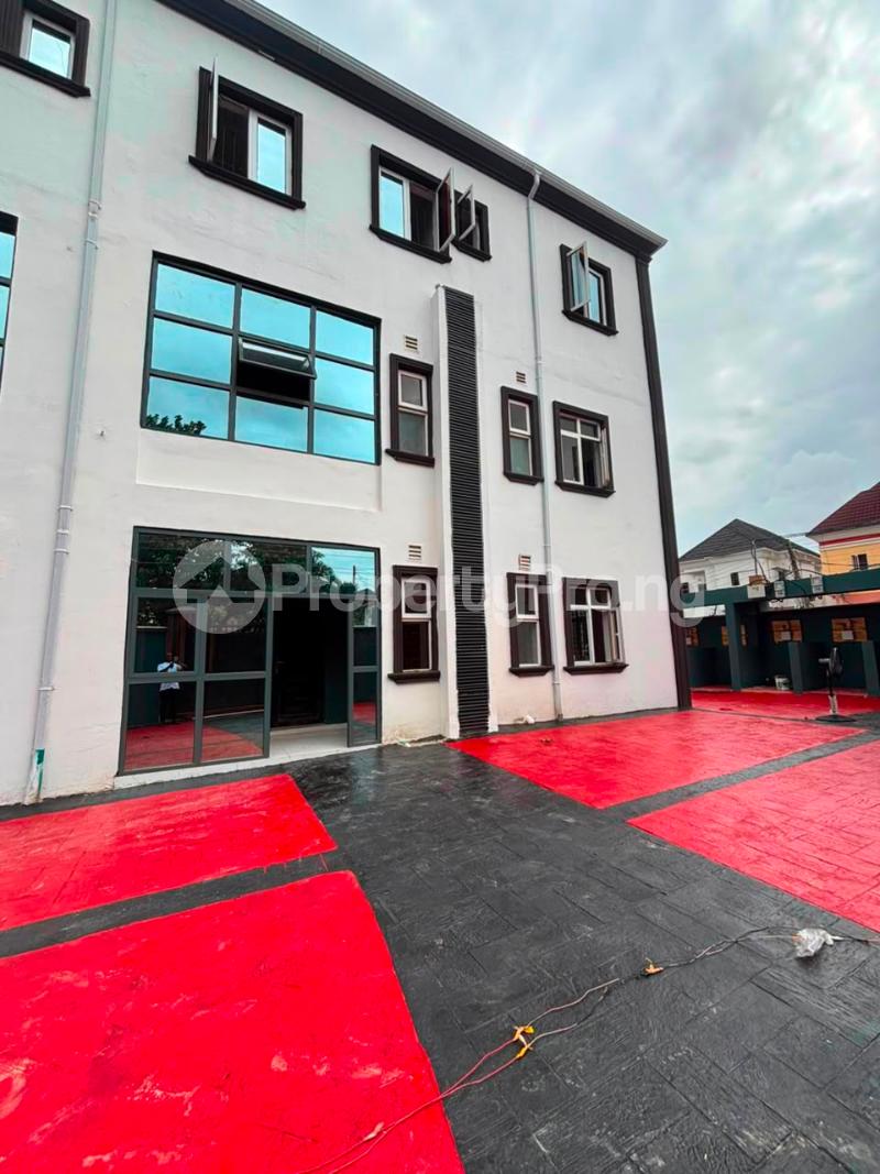 3 bedroom Flat / Apartment for rent Estate Ikeja GRA Ikeja Lagos