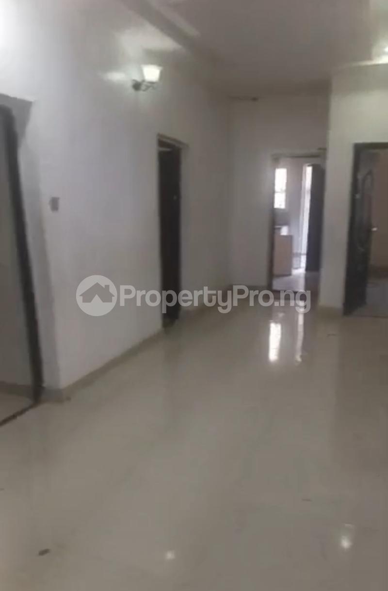 3 bedroom Flat / Apartment for rent Behind Bollard Events Centre Off Akala Express Ibadan Oyo