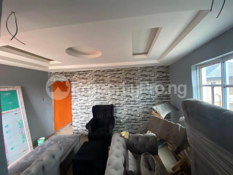 1 bedroom Flat / Apartment for rent   Abule-Oja Yaba Lagos