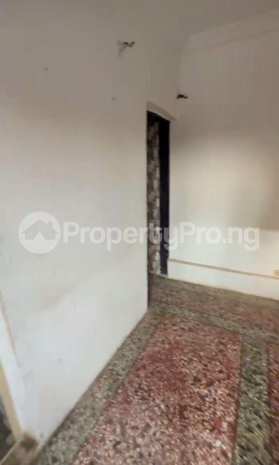 2 bedroom House for rent Bariga Shomolu Lagos