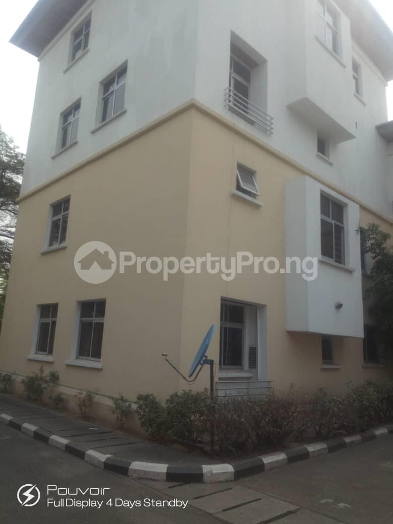 3 Bedroom Flat / Apartment in Dolphin Estate Ikoyi Lagos Flat