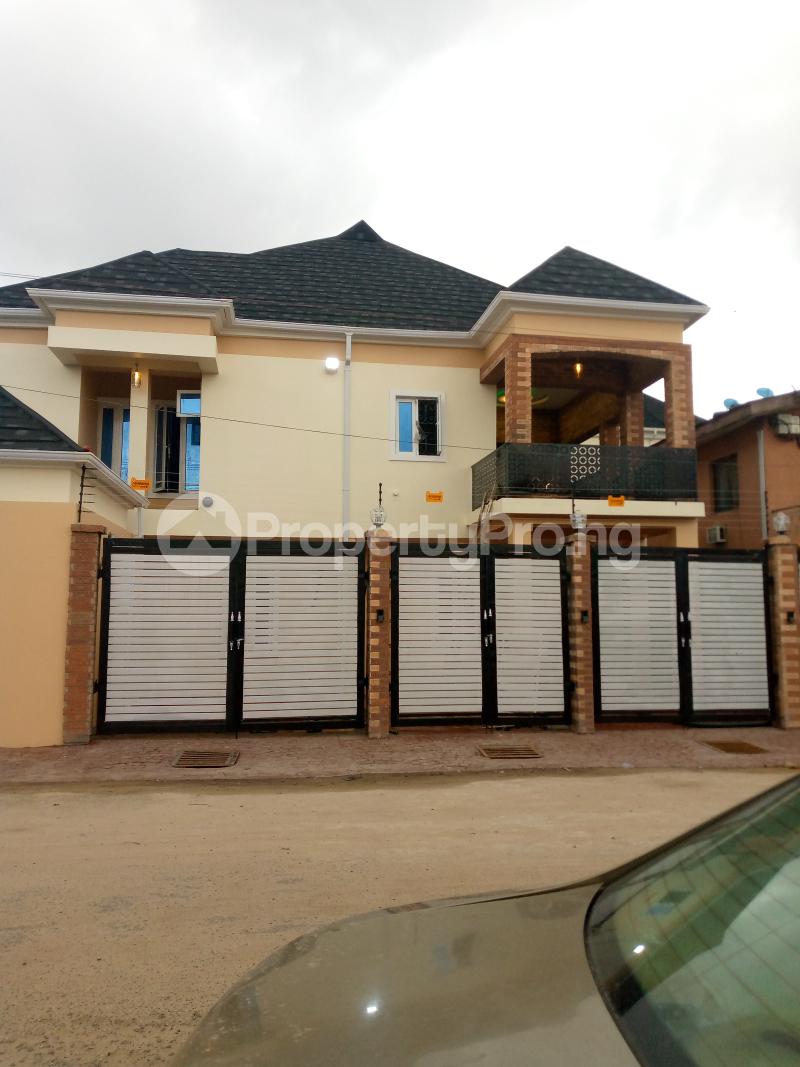 2 bedroom Flat / Apartment for rent Surulere Lagos