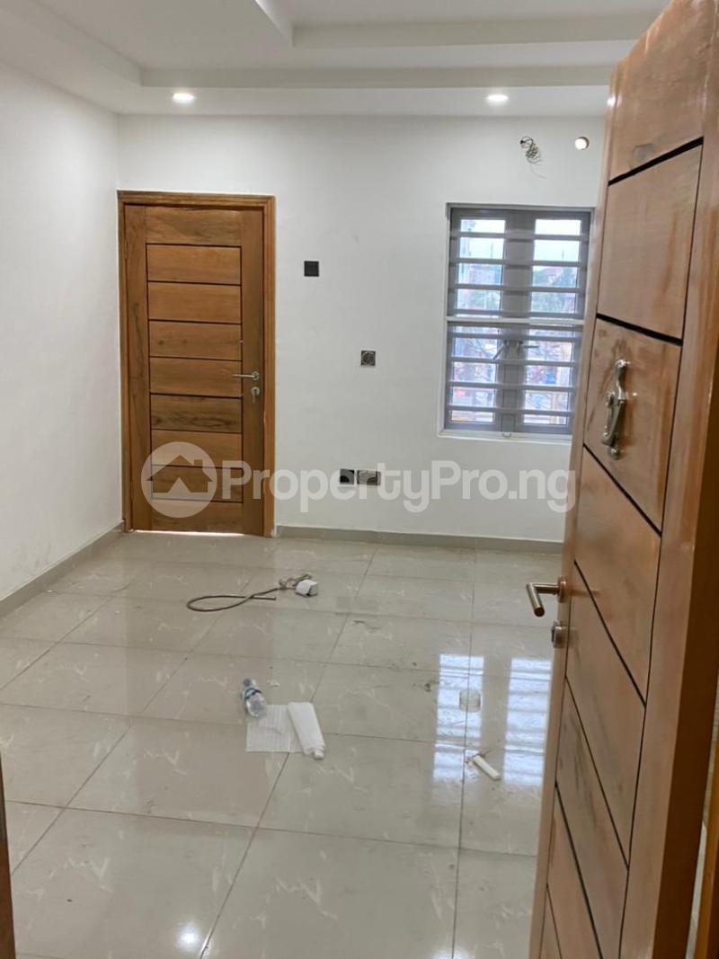 1 bedroom Flat / Apartment for rent   Akoka Yaba Lagos