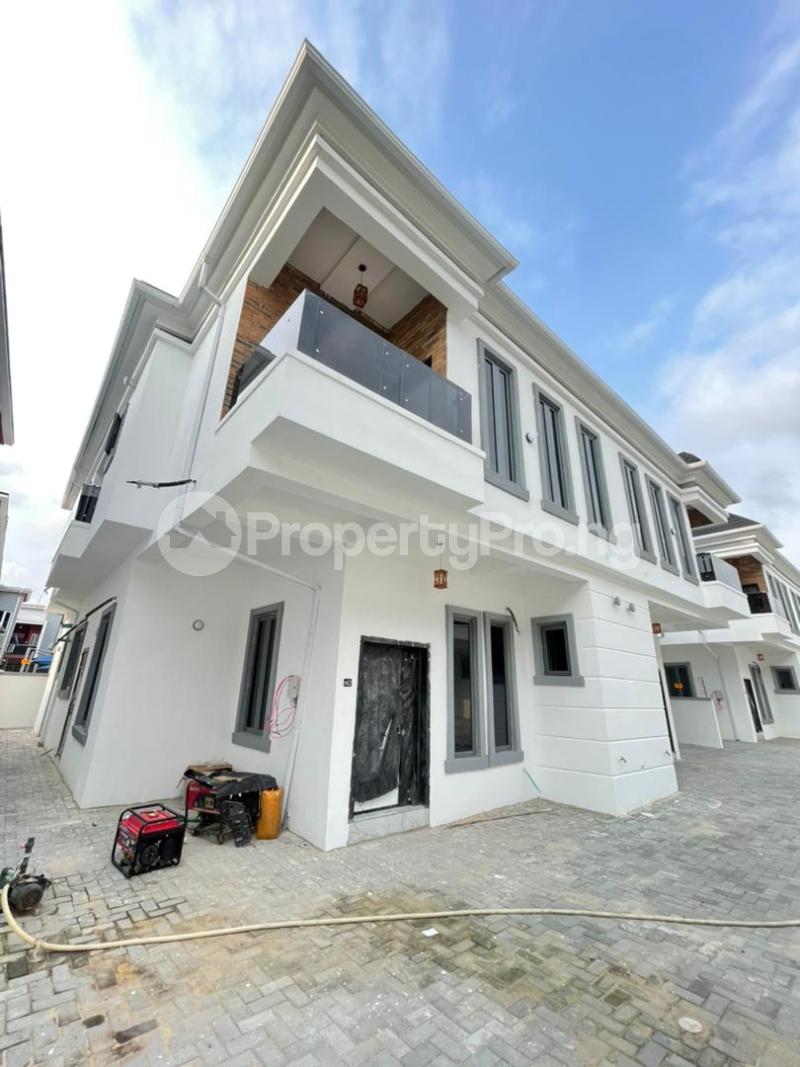 House for sale   chevron Lekki Lagos
