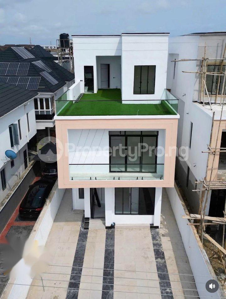 5 bedroom House for sale Ologolo Lekki Lagos
