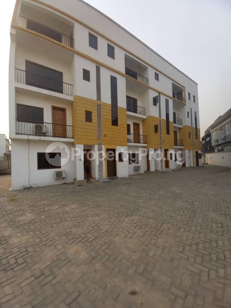 3 bedroom House for rent Orchid Road Lekki Lagos