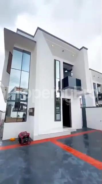 4 bedroom House for sale Kayfarm Estate Ogba Lagos