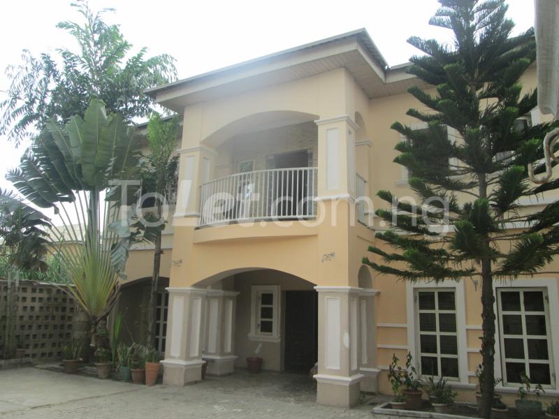 6 bedroom House for sale Ado Road Ado Ajah Lagos