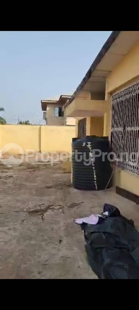House for sale Oluwo Nla By Bodija Estate Ibadan Oyo - 0