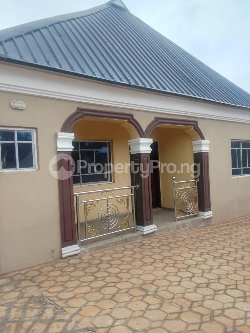 3 bedroom Flat / Apartment for sale Akala Express Ibadan Oyo