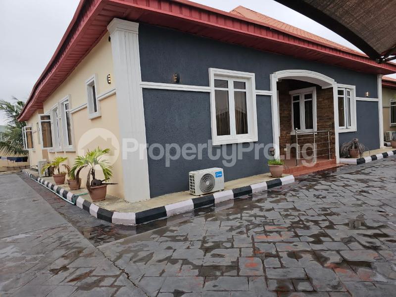 8 bedroom House for sale Main Oluyole Oluyole Estate Ibadan Oyo