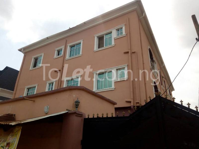 3 bedroom Flat / Apartment for rent Yemi Akinloye Street Bucknor Isolo Lagos
