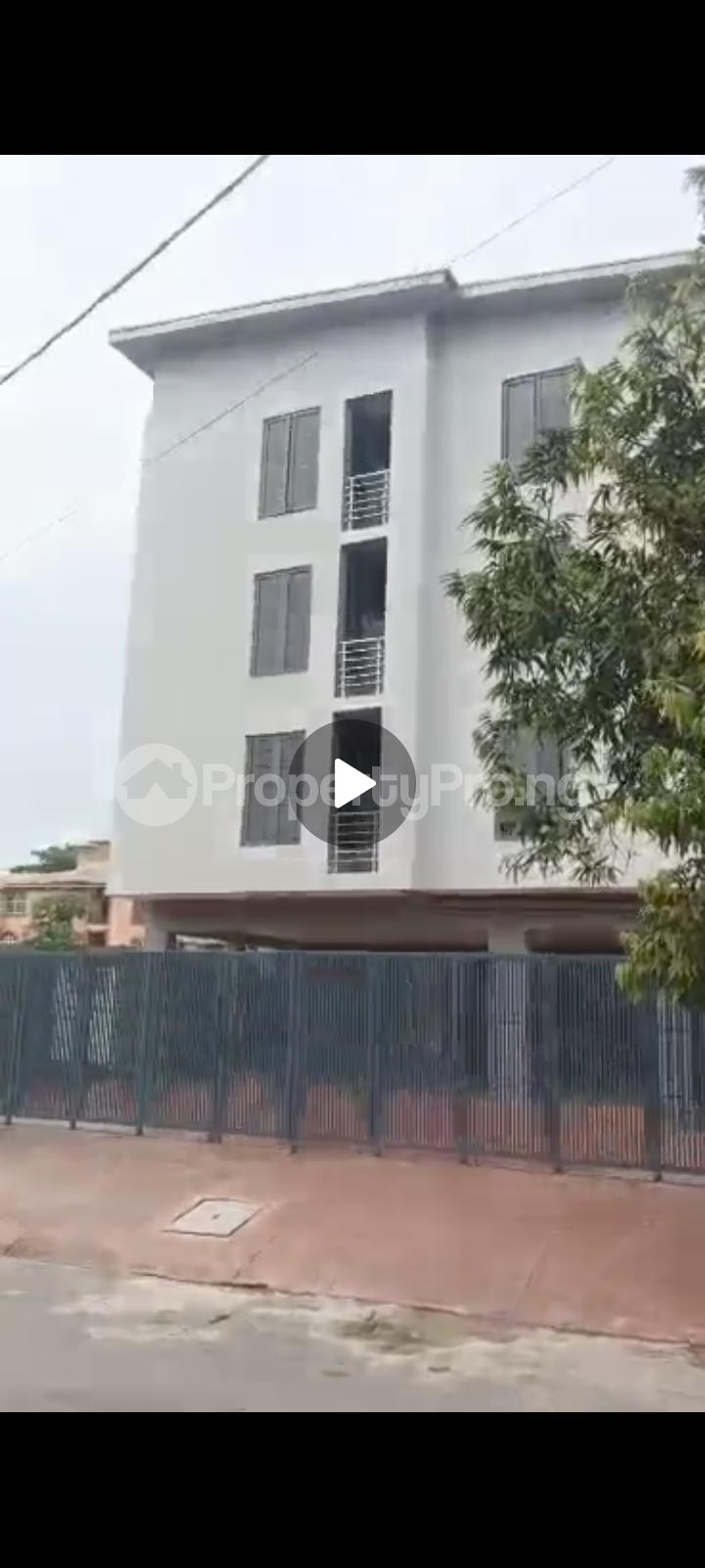 2 bedroom Flat / Apartment for sale Alagomeji Yaba Lagos