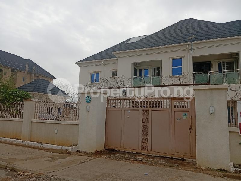 2 bedroom Flat / Apartment for rent F01 Tarred Road FO1 Layout Kubwa Abuja