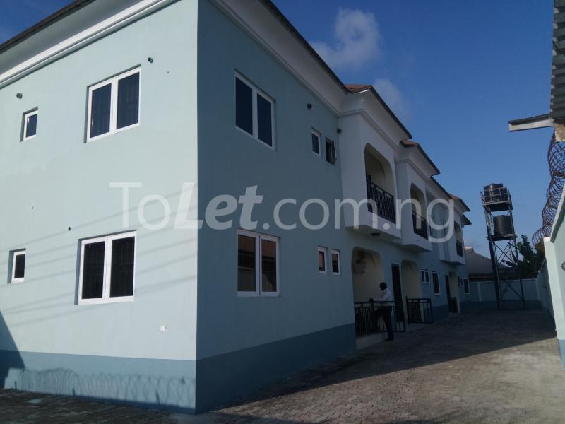 2 bedroom Flat / Apartment for rent Akabueze Majek Sangotedo Lagos