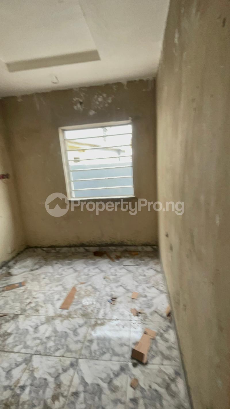 2 bedroom House for rent Oshodi Expressway Oshodi Lagos