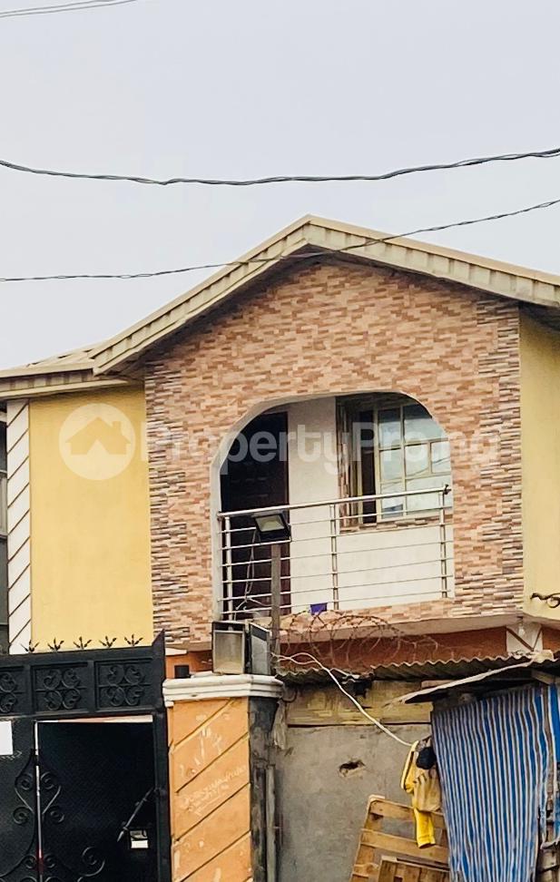 2 bedroom House for rent Mafoluku Oshodi Lagos