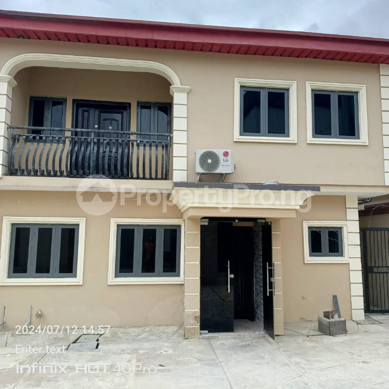 2 bedroom Flat / Apartment for rent Mafoluku Oshodi Lagos