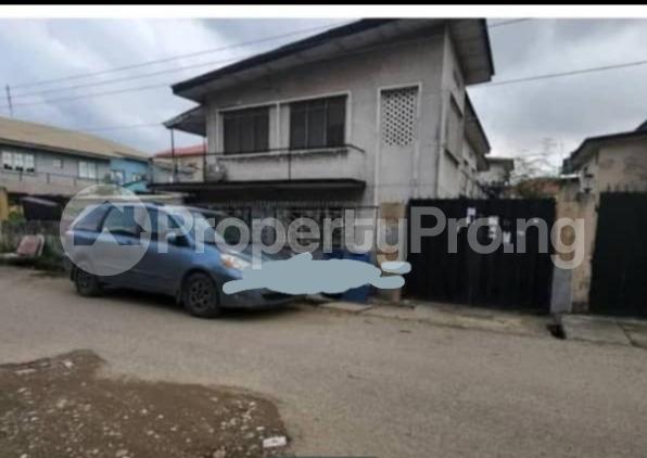House for sale Abule-Ijesha Yaba Lagos