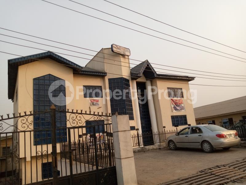 Commercial Property for rent 142, Oyo Road, Olororo Bus Stop, Ojoo, Ibadan Akinyele Oyo