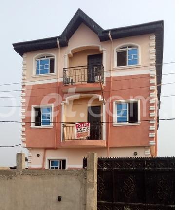 2 bedroom Flat / Apartment for rent 12 Buraimo Street Olusoji Street Bariga Lagos. Bariga Shomolu Lagos