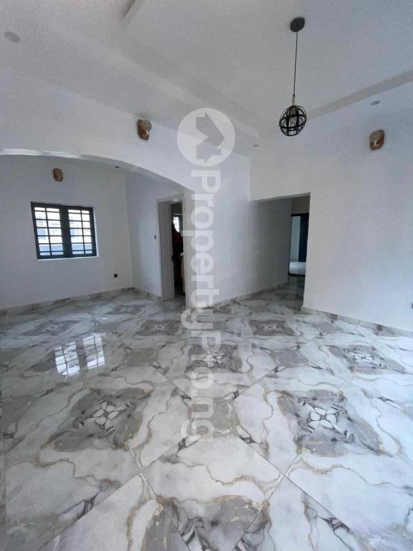 2 bedroom House for rent Mobil Road Ilaje Ajah Lagos