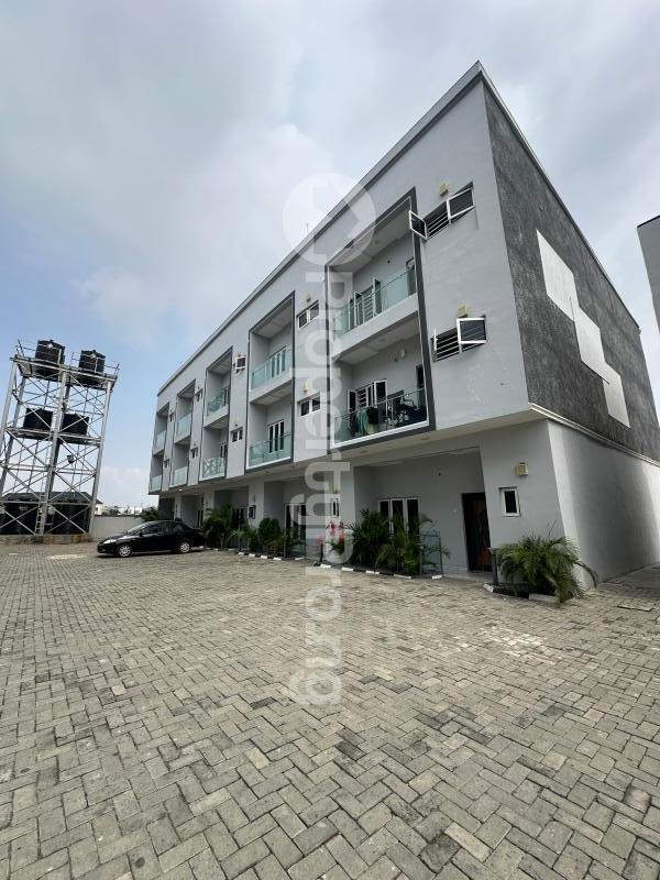 4 bedroom House for rent Mobile Road Ikota Lekki Lagos