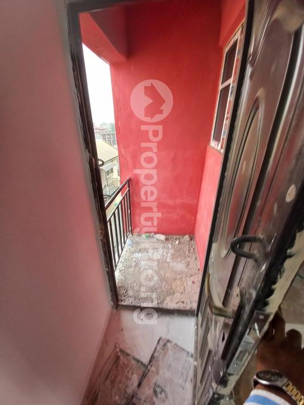 1 bedroom House for rent Surulere Lagos