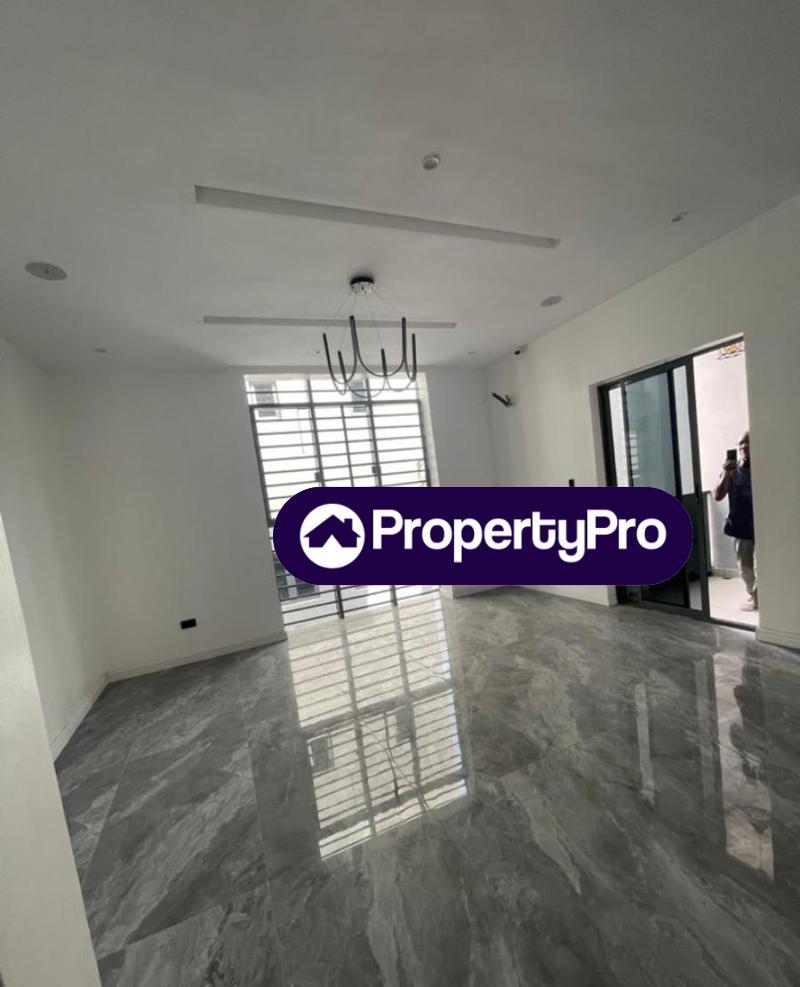 4 bedroom House for sale Awuse Estate, Opebi, Ikeja Lagos