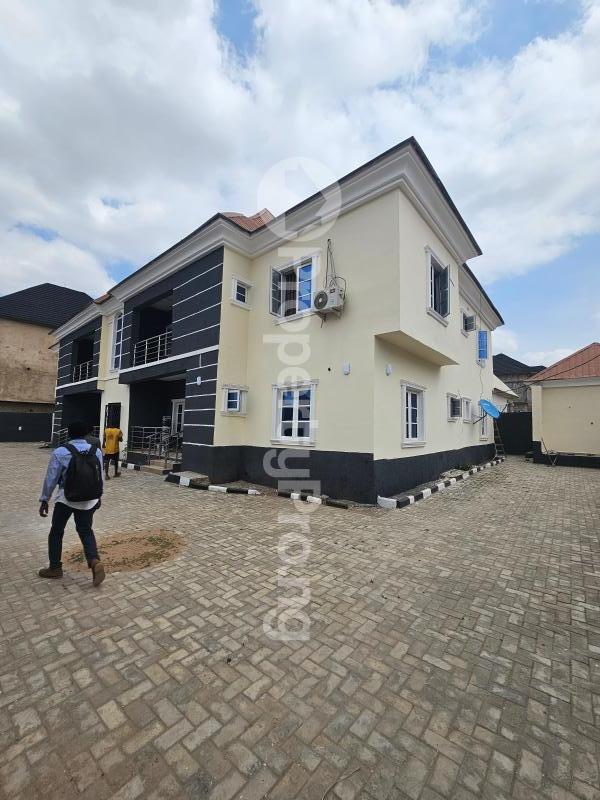 2 bedroom House for rent Fha Lugbe Abuja