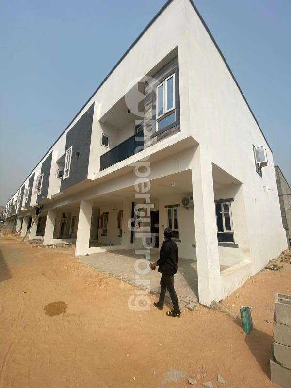 4 bedroom House for sale Besides Victoria Garden City Lekki Phase 2 Lekki Lagos