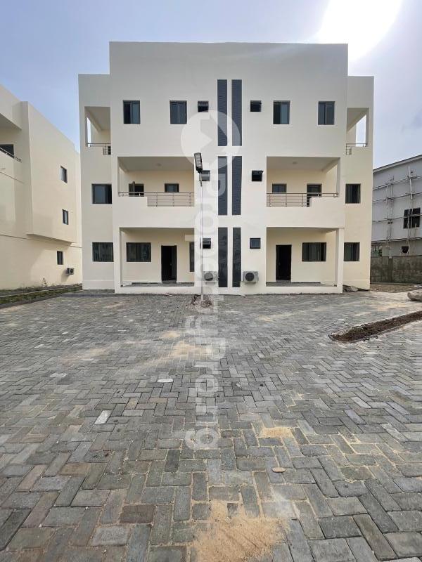 4 bedroom House for rent Osapa london Lekki Lagos