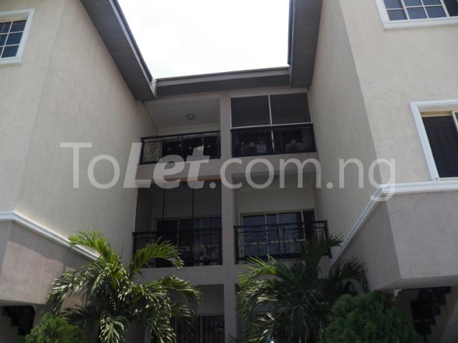 3 bedroom Flat / Apartment for rent Akwuzu Street Lekki Lekki Lagos