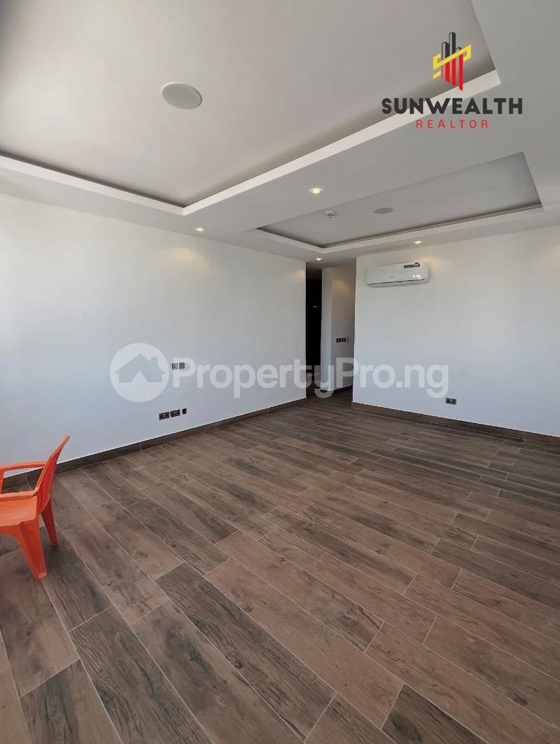 4 bedroom House for sale Pinnock Beach Estate Osapa london Lekki Lagos