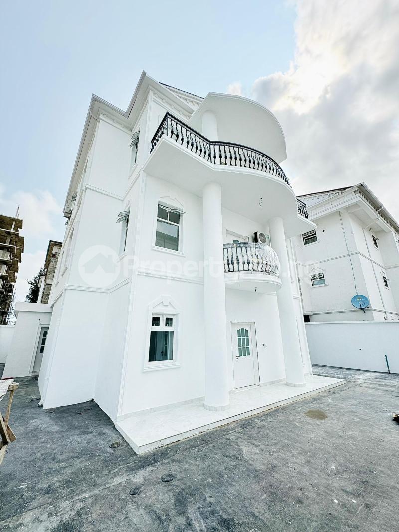 4 bedroom House for sale Banana Island Ikoyi Lagos