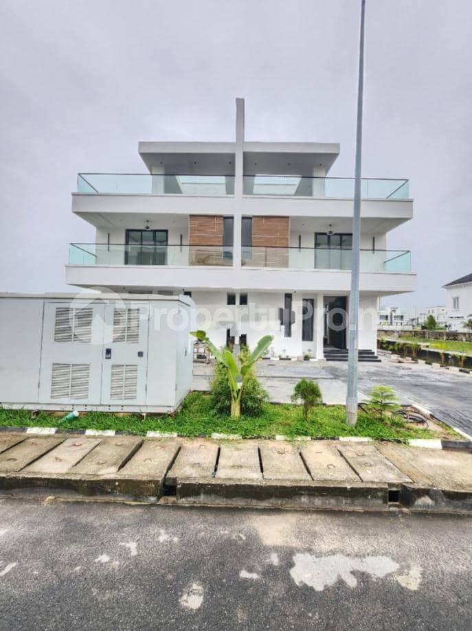House for sale Cowrie Creek Estate, Lekki Grand Living Area With Premium Luxury Finishing Smart Home Automation Off Lekki-Epe Expressway Ajah Lagos