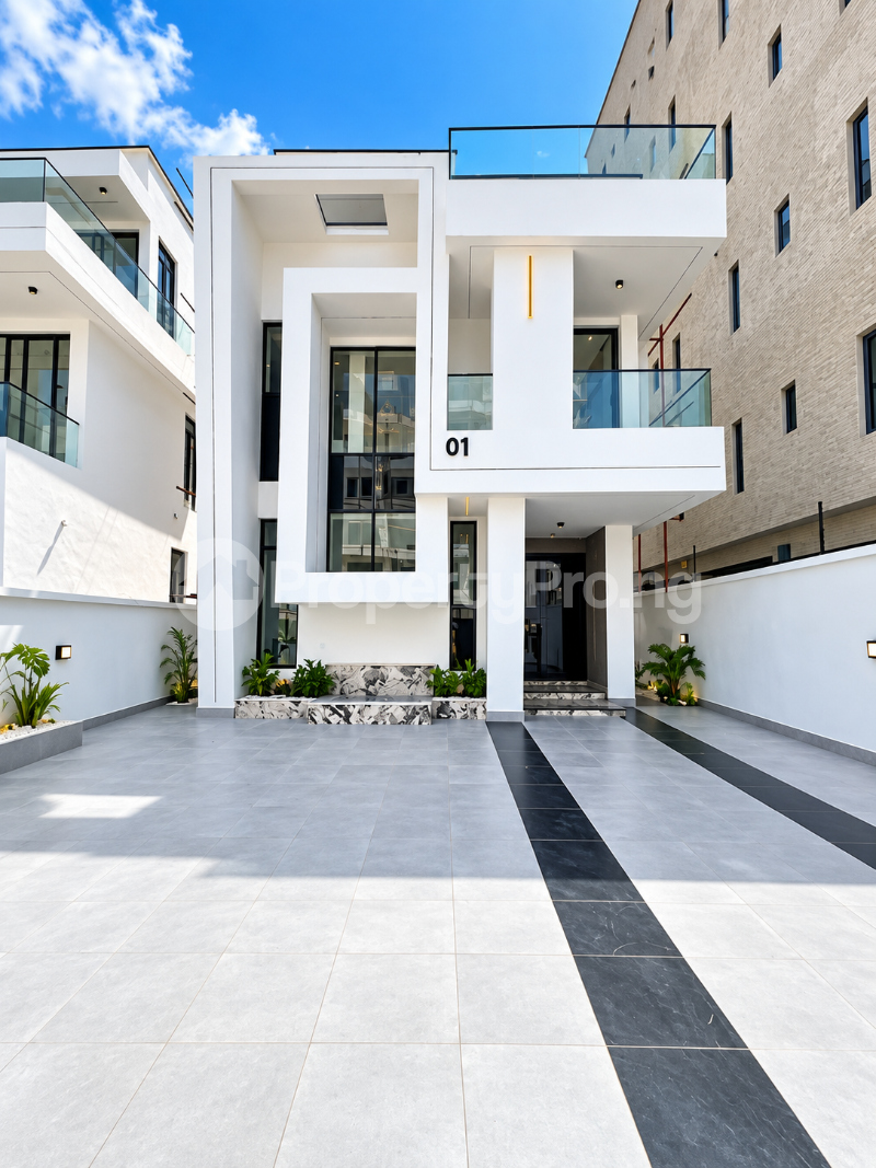 5 bedroom House for sale Lekki Lagos