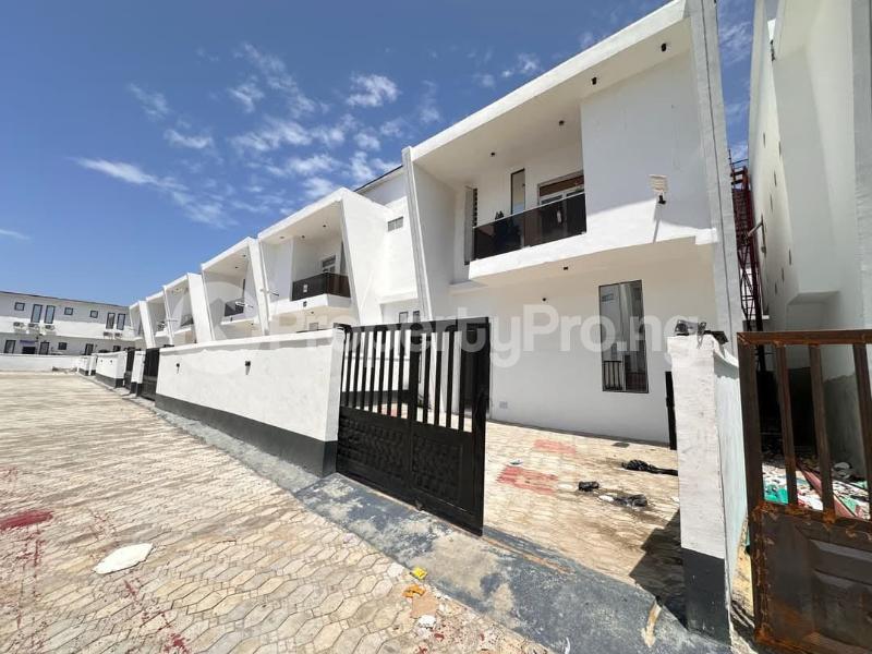4 bedroom House for rent Ikota Lekki Lagos