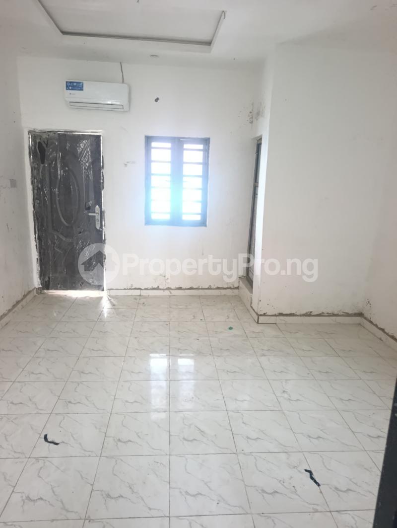 1 bedroom Flat / Apartment for sale Omo Alade Alafia Gbagada Lagos