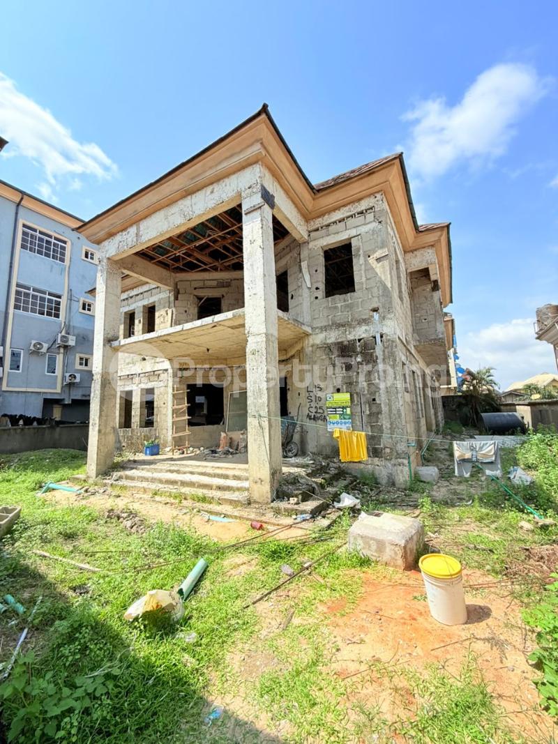 3 bedroom House for sale Parkview Estate Ago palace Okota Lagos