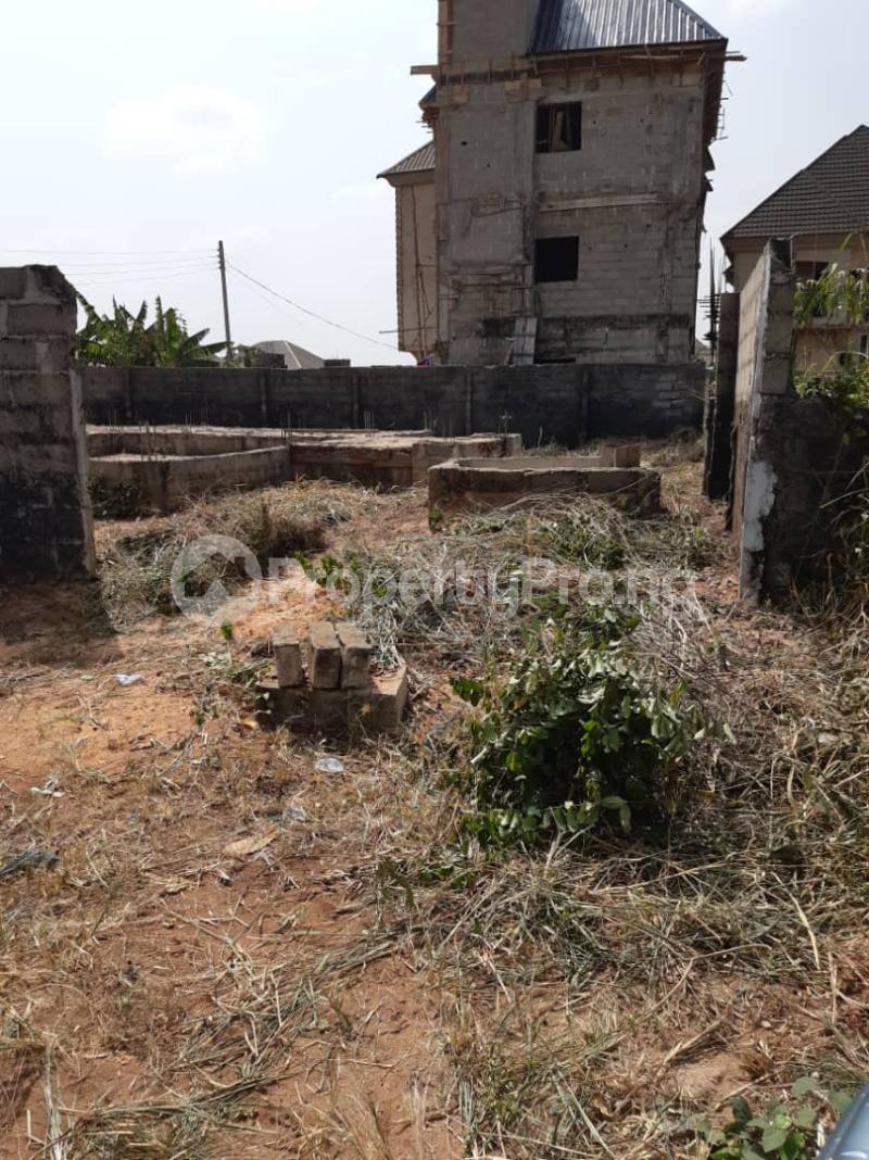 4 bedroom House for sale Located At Mcc, Owerri Owerri Imo
