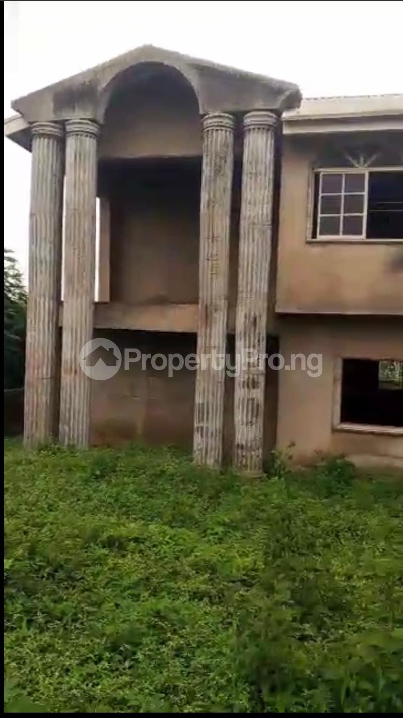 4 bedroom House for sale Behind Brent Mall, Old Ife Road, Ibadan Oyo