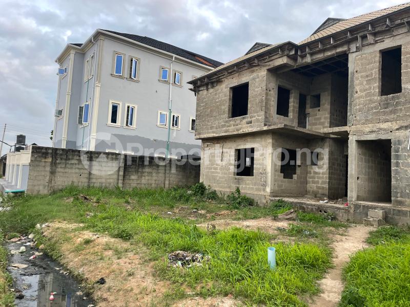 5 bedroom Flat / Apartment for sale Valley View Estate Oluodo Ebute Igbogbo Road, Ebute Ikorodu Lagos