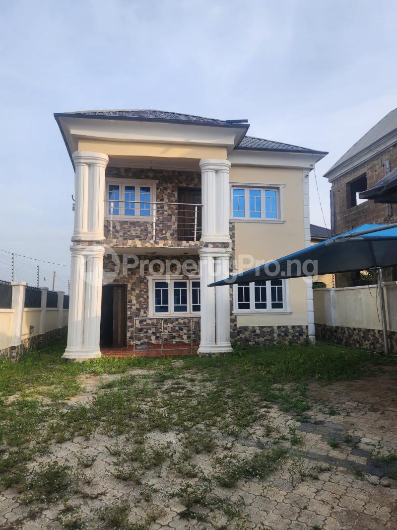 10 bedroom House for sale Near Golden Estate Off Kasunmu Road Off Akala Express Ibadan Oyo
